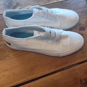 Blowfish Malibu size 11 white boat slides